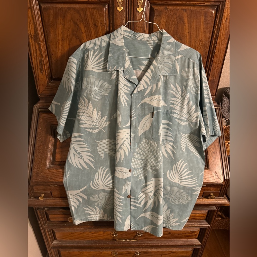 Men’s button down shirt